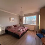 Homely Flat With Amazing Views