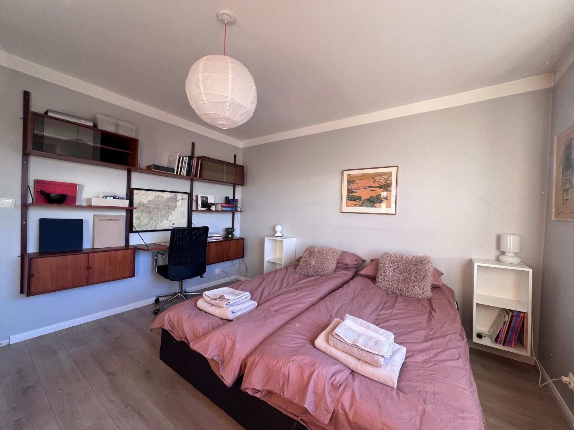 Homely Flat With Amazing Views *